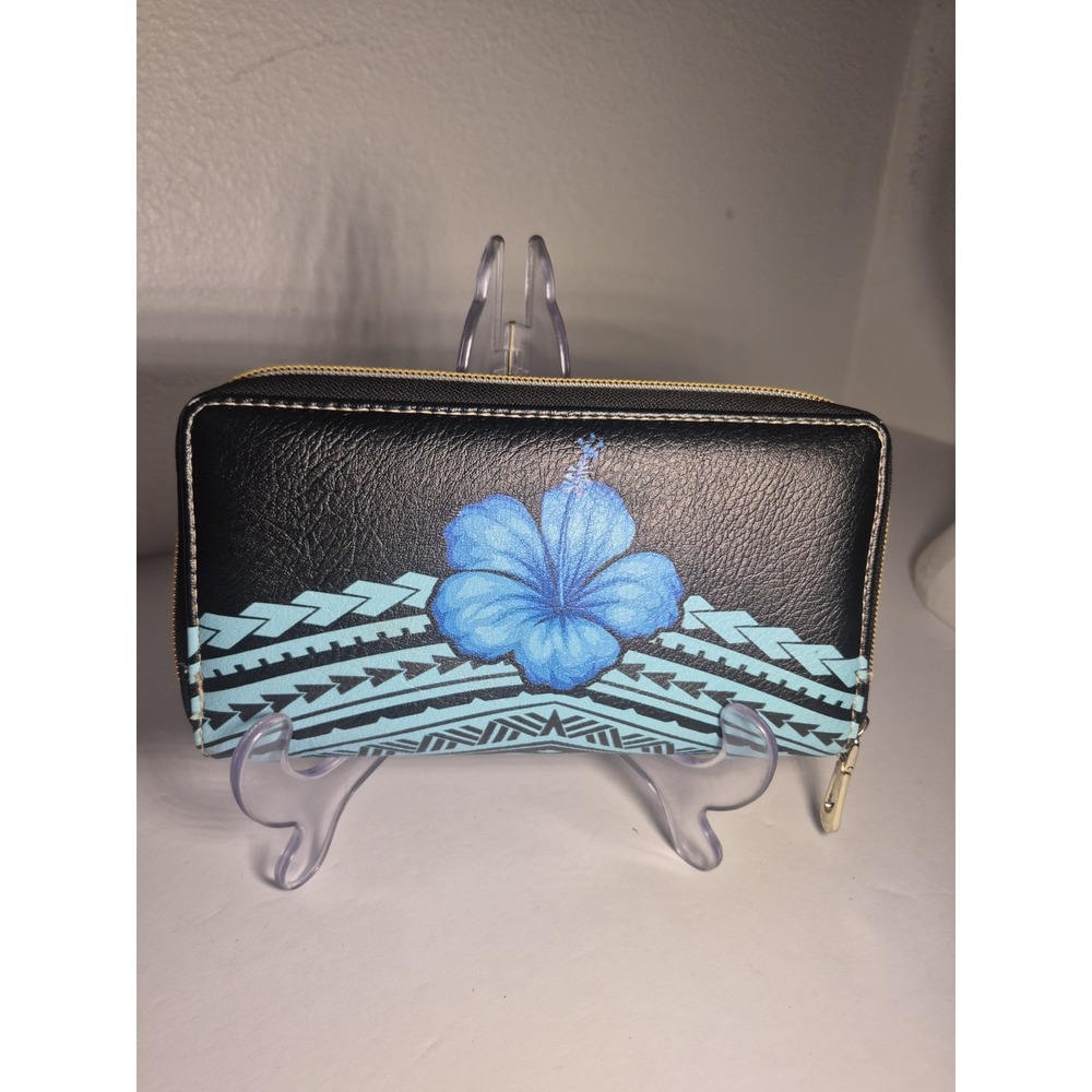 Hawaiian Wallet With Blue Hibiscus